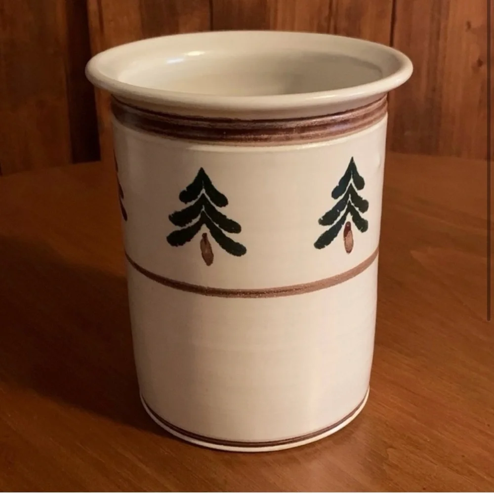 VINTAGE BEV FREEBURG HANDMADE POTTERY VASE, NORTHWEST REGION, 6.5